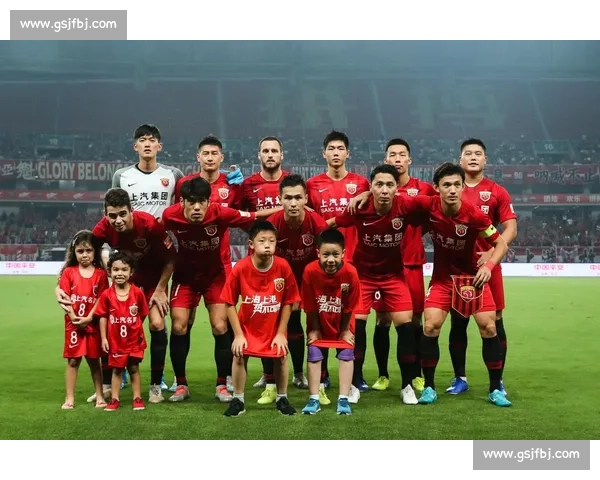 泰达迎战上港焦点对决联赛强强碰撞赛场风云再起引爆球迷期待